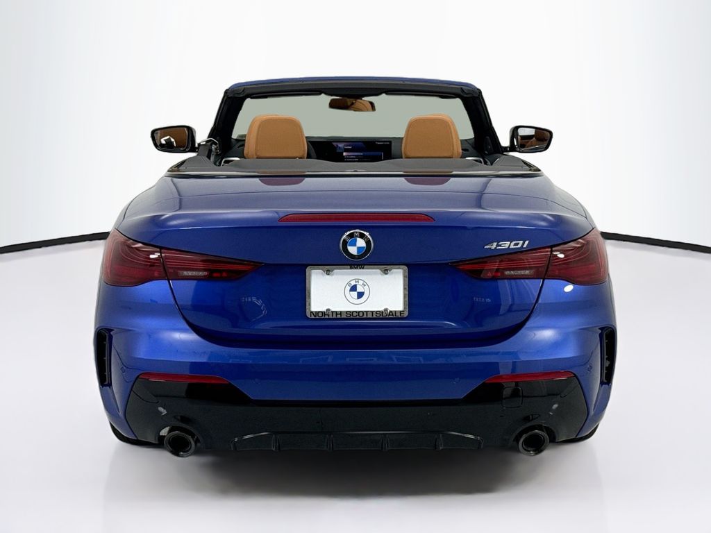Thumbnail: 2027 BMW 4 Series - 6