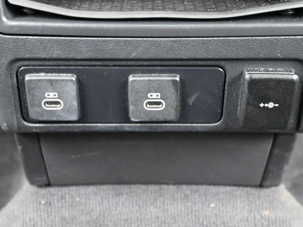 Used 2024 White Jaguar P250 R-Dynamic S image 43