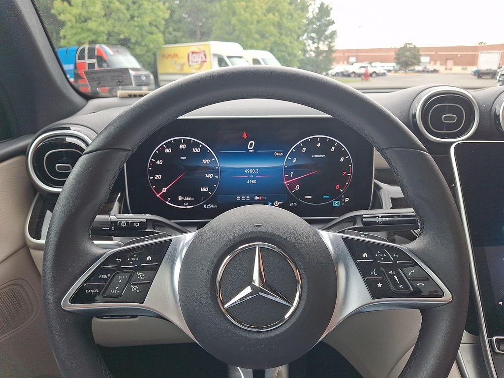 Thumbnail: 2026 Mercedes-Benz GLC - 19