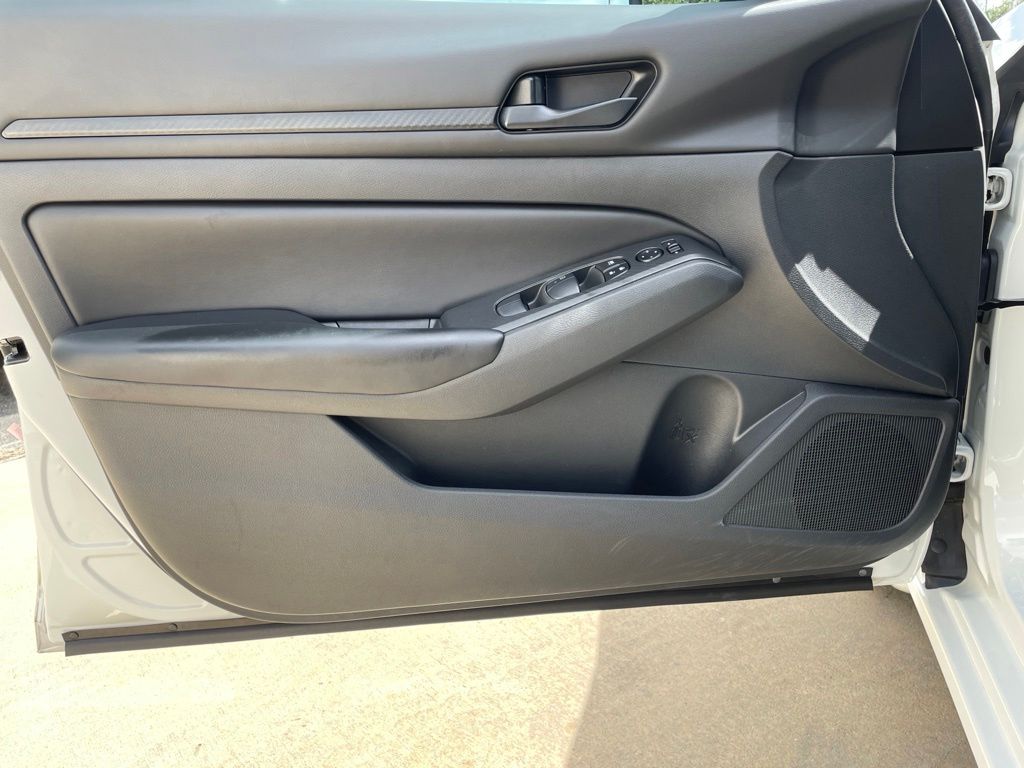 Used Car 2024 Nissan Altima  2.5 S For Sale Under $20,000 In Georgetown, Texas