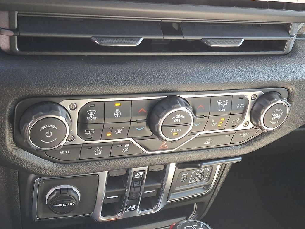 New 2026 Jeep Wrangler SUV