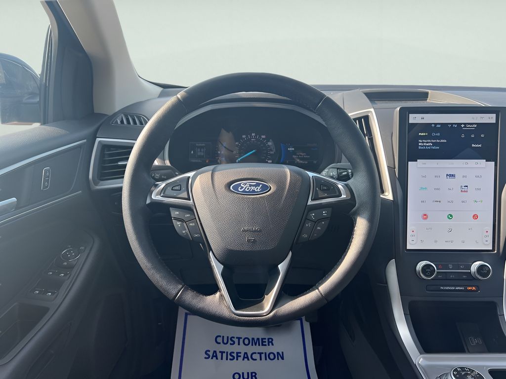 2023 Ford Edge