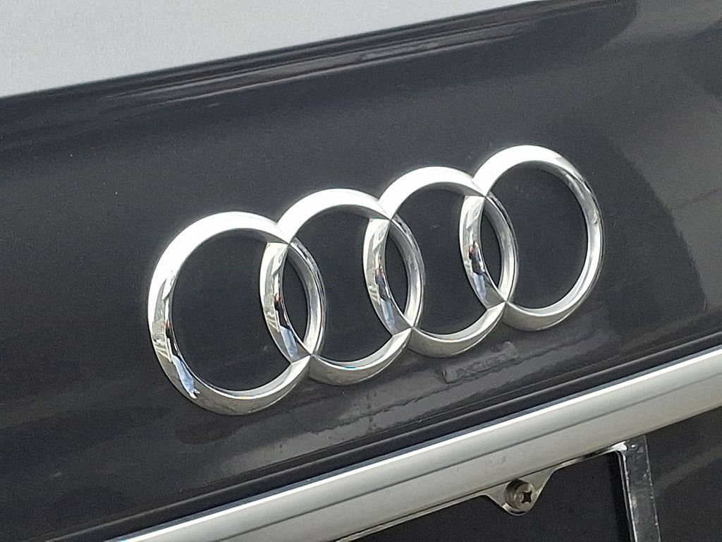 Thumbnail: 2023 Audi Q5 - 30
