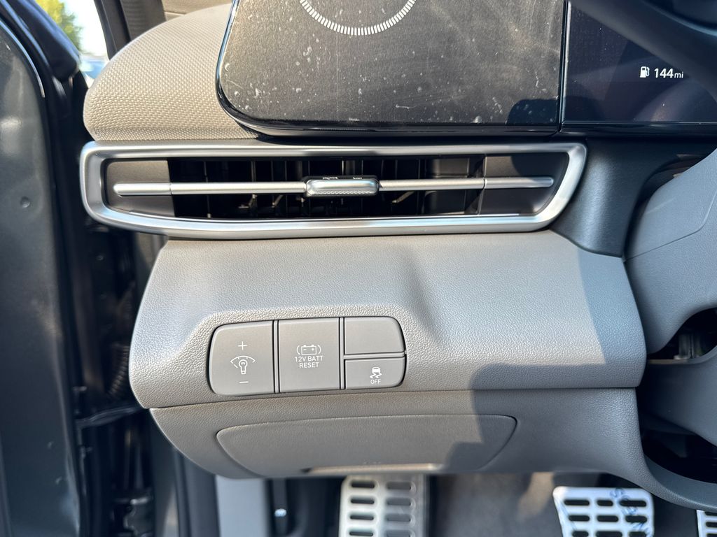 2025 Hyundai Elantra Hybrid SEL Sport photo 20