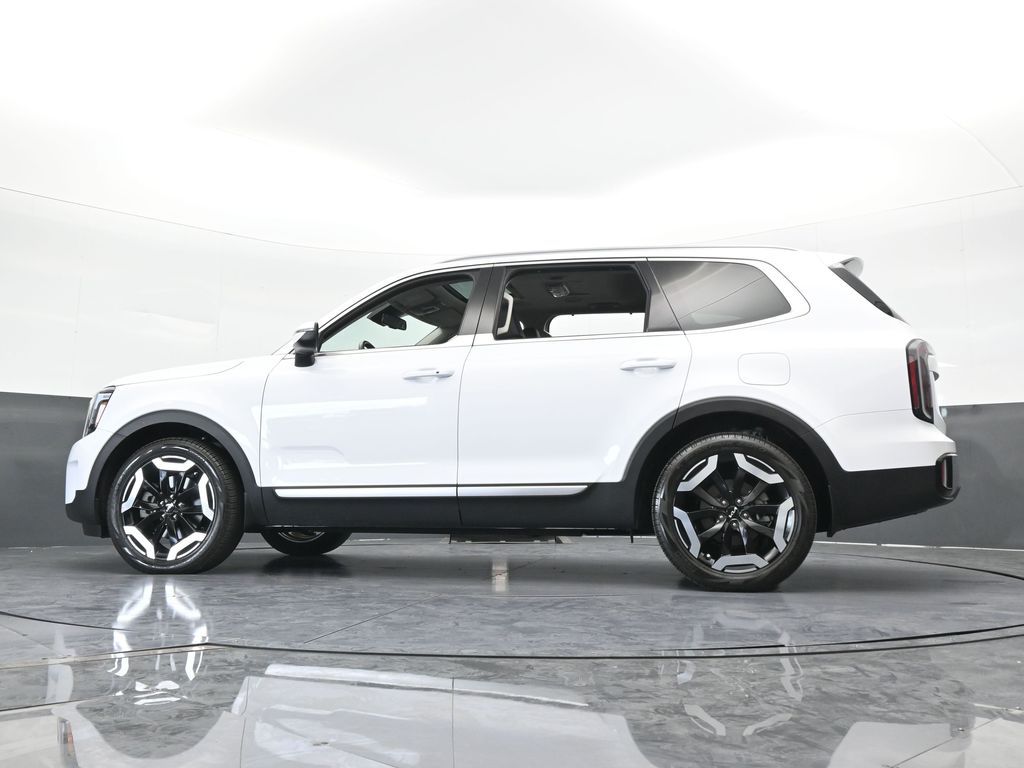 Used 2023 Glacial White Pearl Kia EX image 62