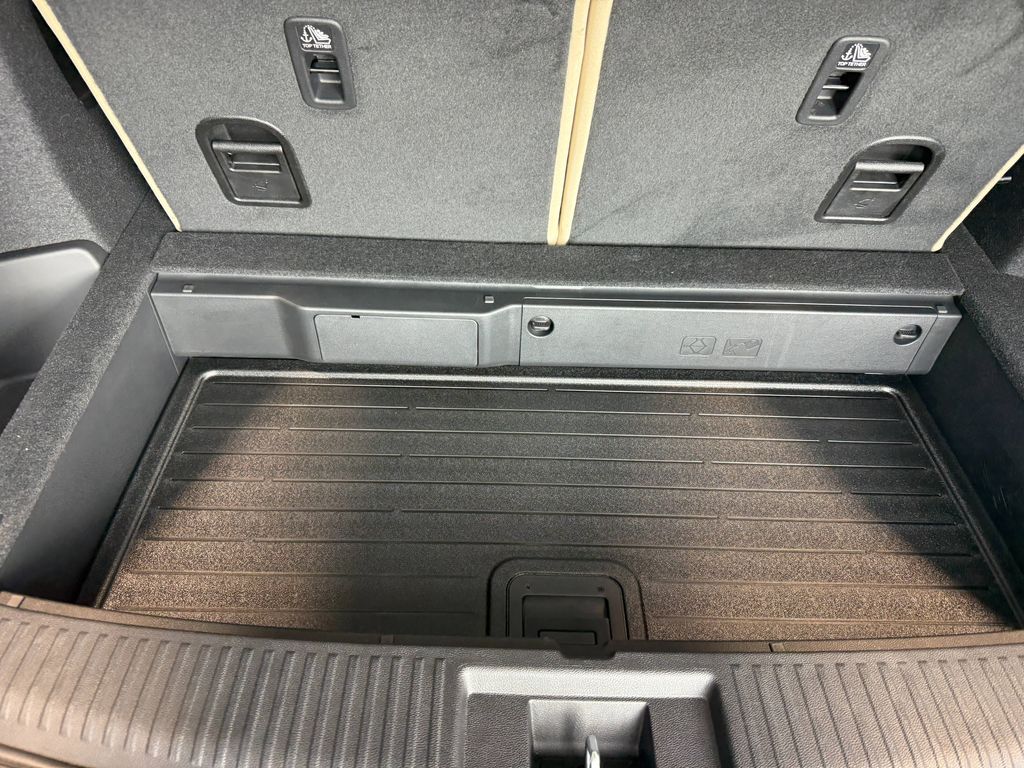 new 2026 Acura MDX car, priced at $56,050