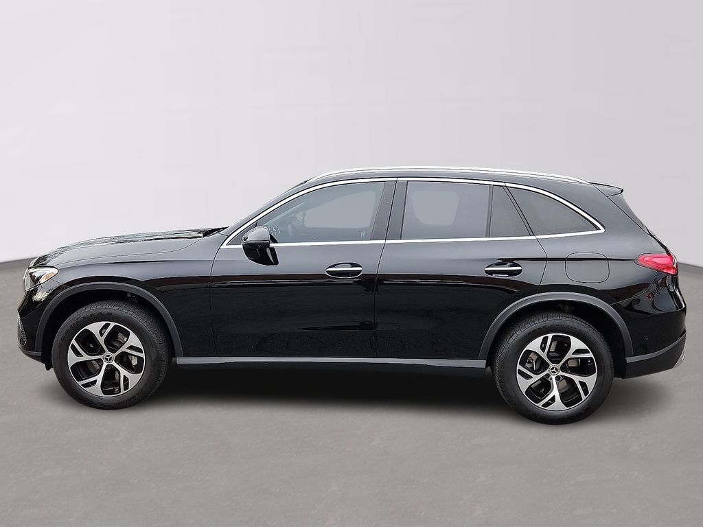 Thumbnail: 2025 Mercedes-Benz GLC - 7