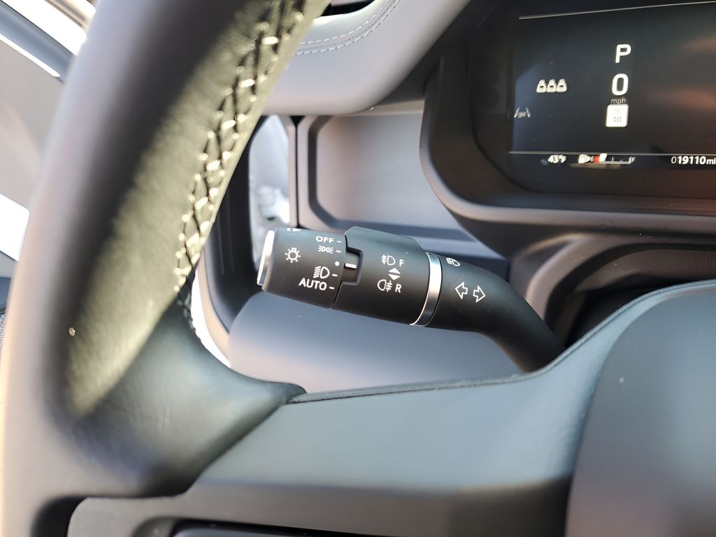 Used Car 2024 Land Rover Defender 110  X-dynamic Se For Sale Under $70,000 In Austin, Texas