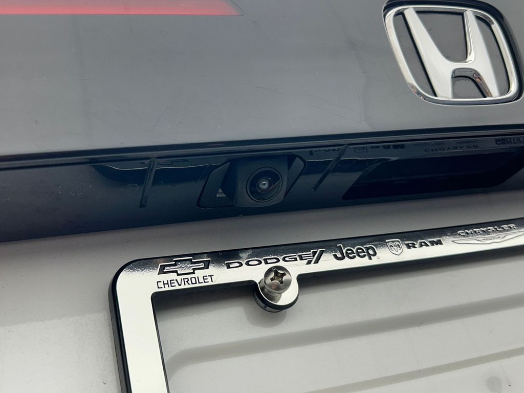 Used 2023 White Honda EX image 36