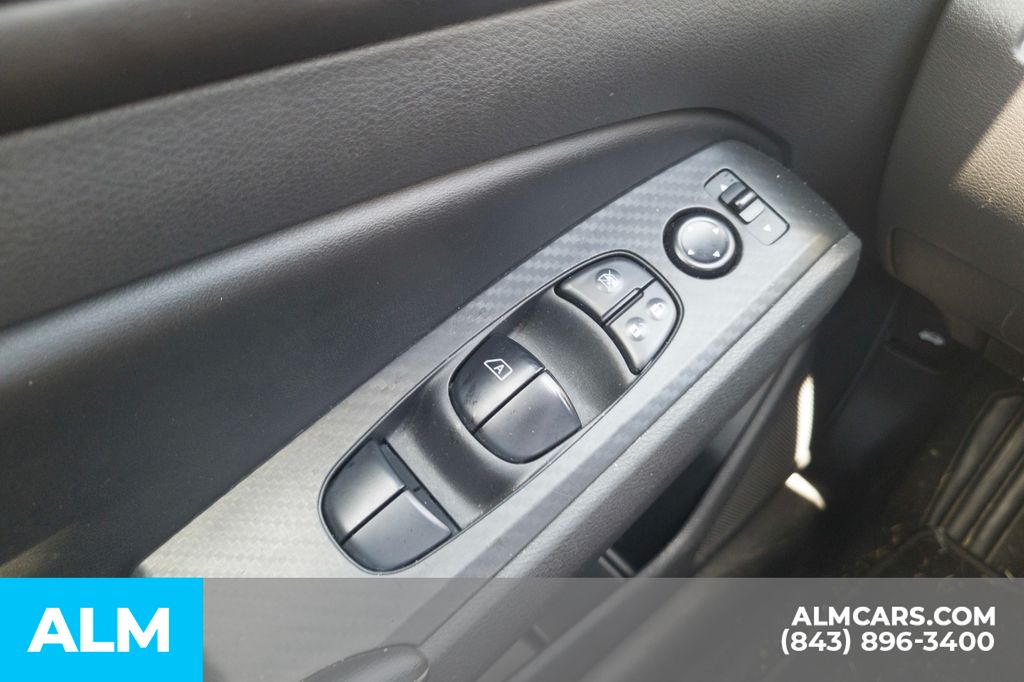 Used 2024 Black Nissan 2.5 SV image 14