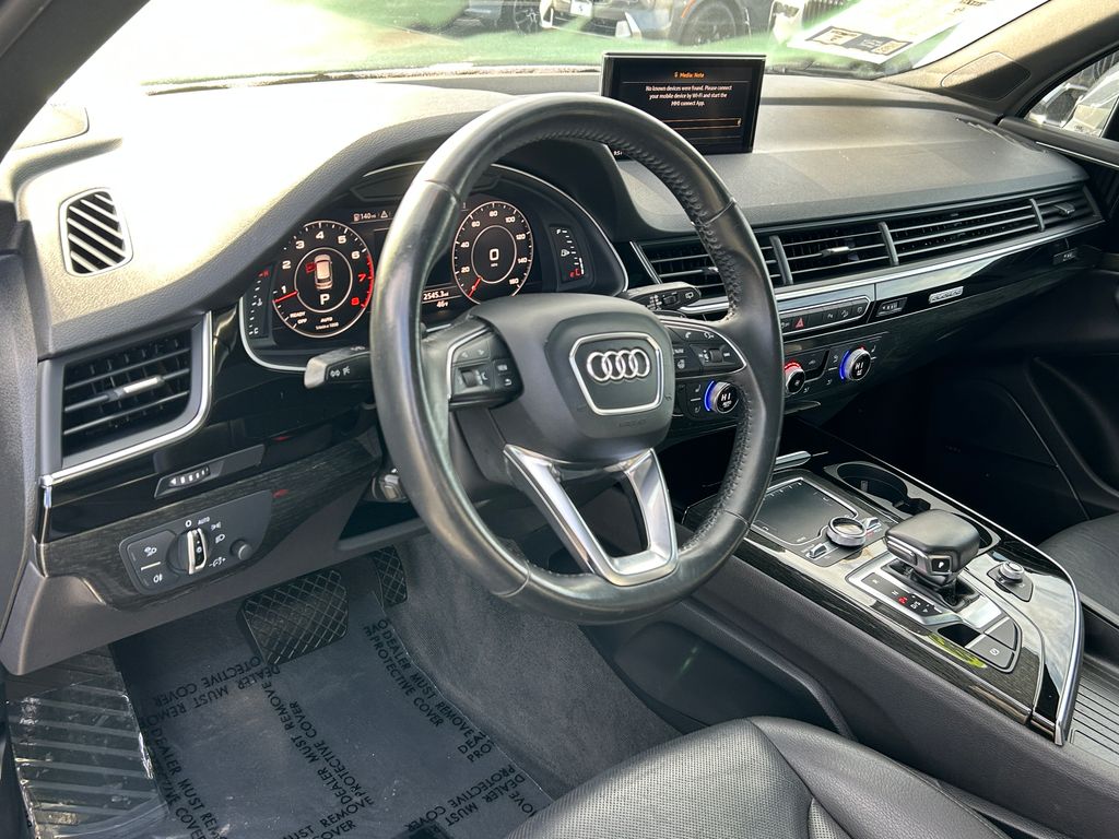 Thumbnail: 2018 Audi Q7 - 12