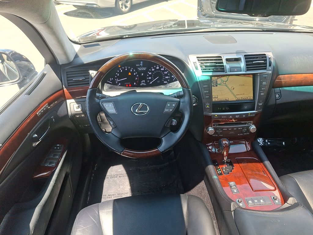 Thumbnail: 2011 Lexus LS - 11
