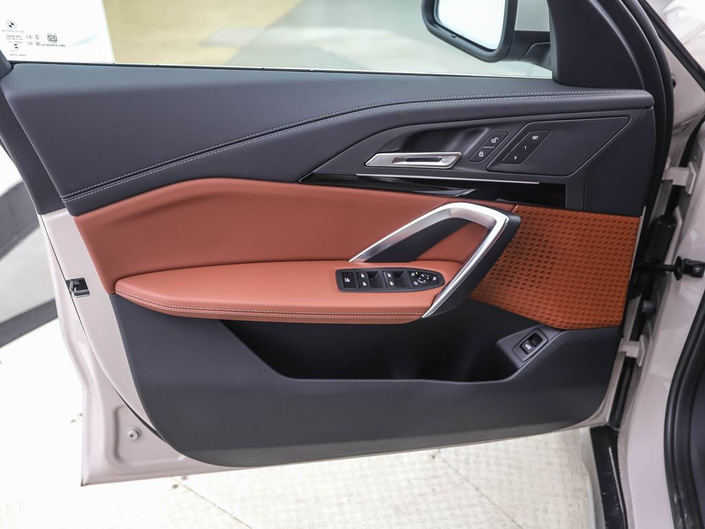 Thumbnail: 2026 BMW X1 - 9