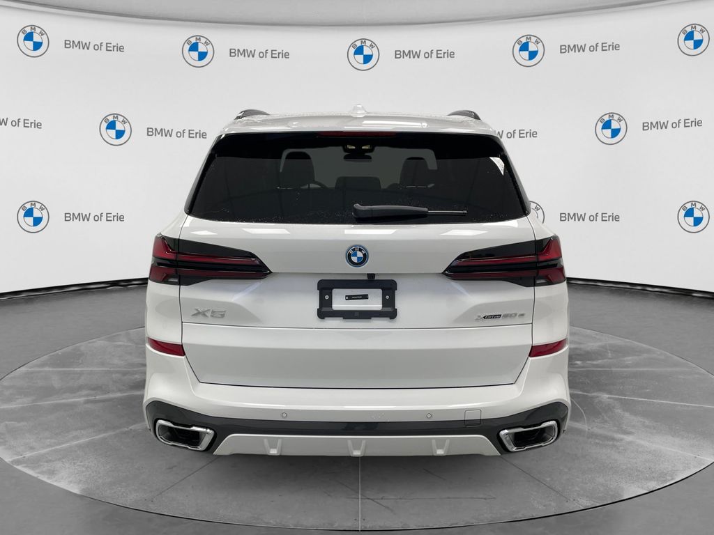 New 2026 Mineral White Metallic BMW xDrive50e image 2