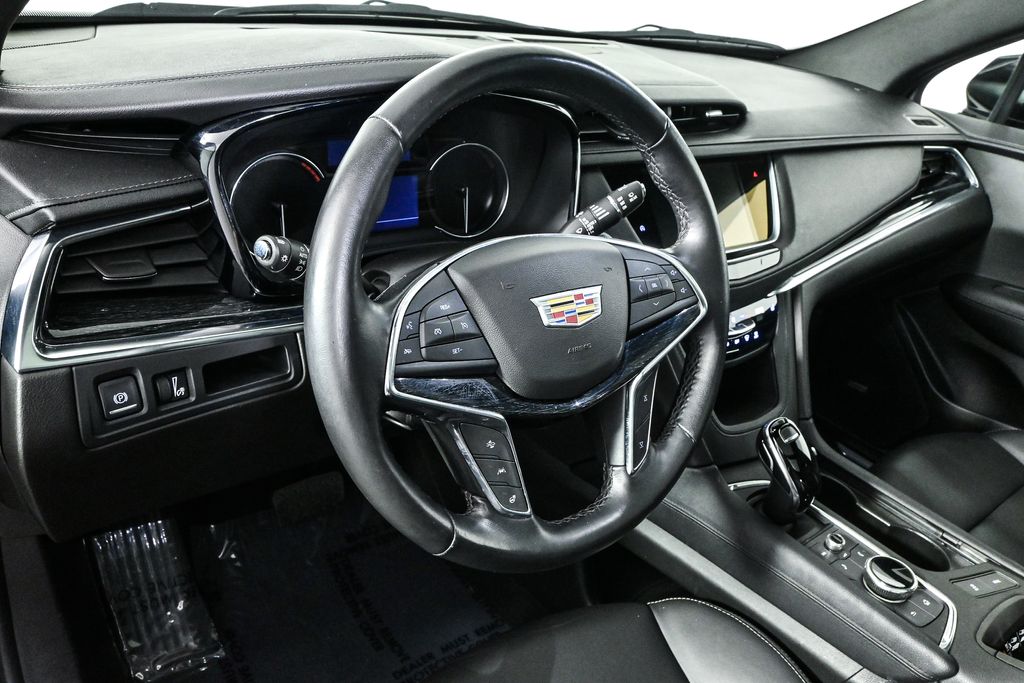 2022 Cadillac XT5 Premium Luxury 9