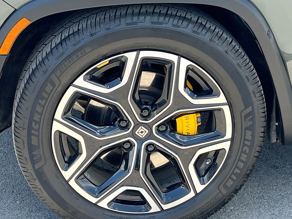 Used 2022 Green Rivian Launch Edition image 34