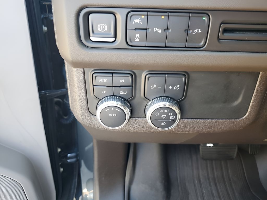 Used Car 2021 Gmc Yukon Xl  Slt For Sale Under $50,000 In Austin, Texas