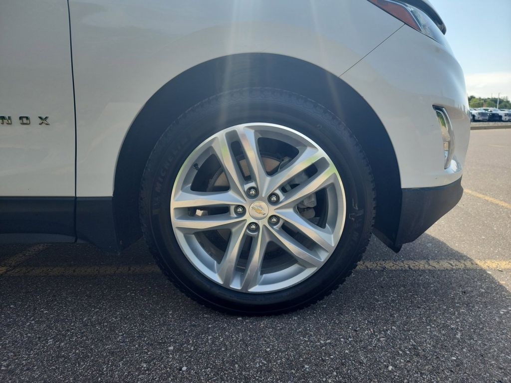 2018 Chevrolet Equinox Premier 53