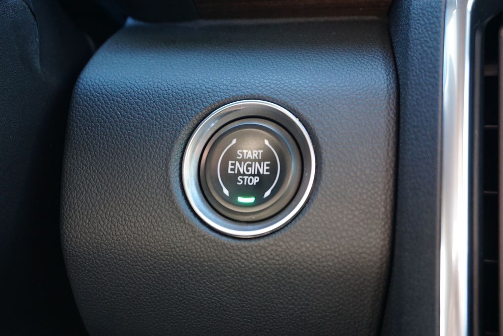 Thumbnail: 2024 GMC Acadia - 32