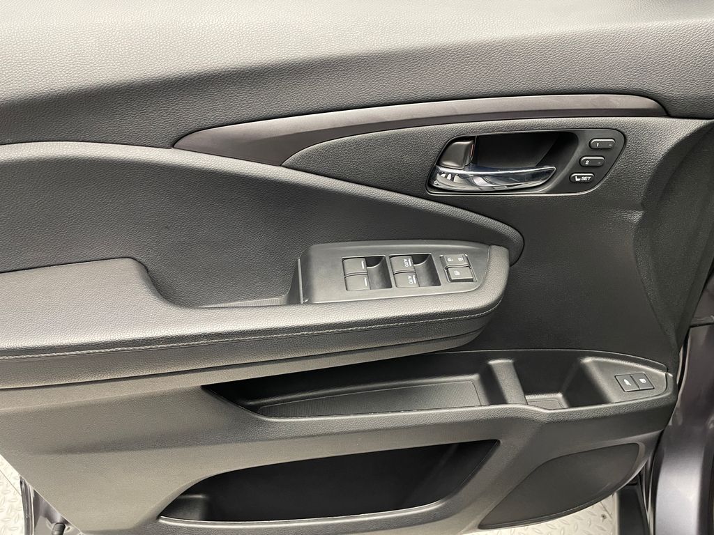 Thumbnail: 2021 Honda Passport - 9