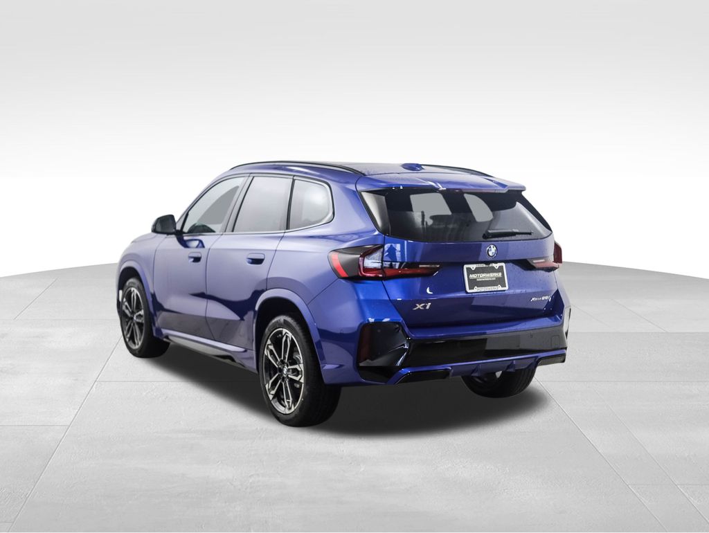 Thumbnail: 2026 BMW X1 - 3