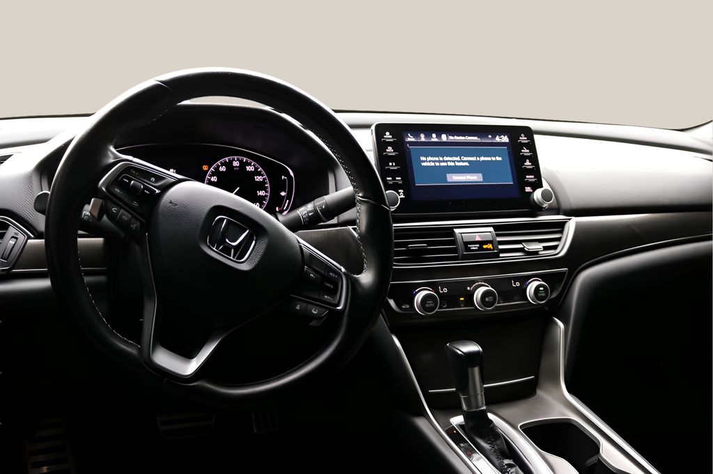 Used 2021  Honda Sport image 14