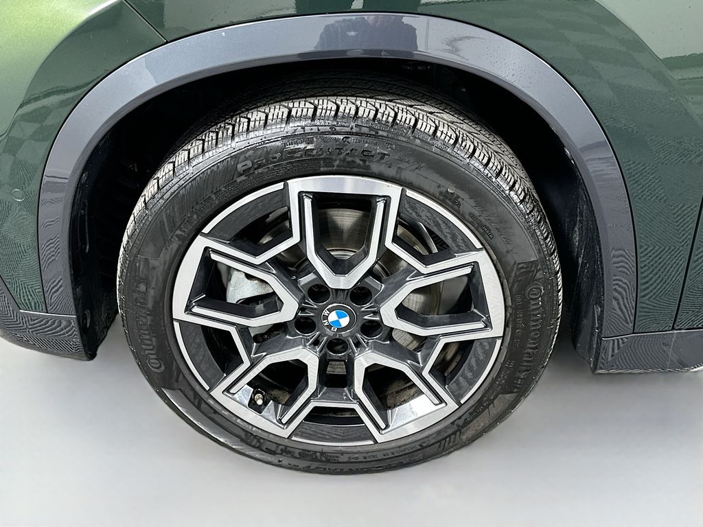 Thumbnail: 2025 BMW X1 - 31