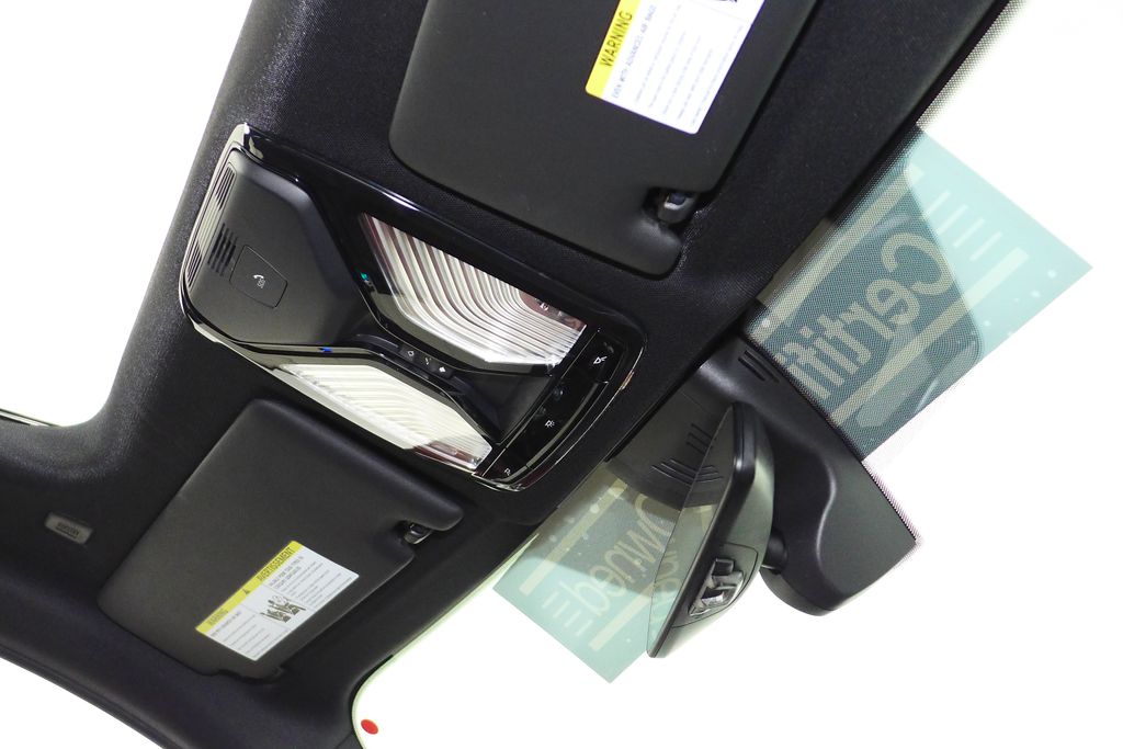 Thumbnail: 2023 BMW i4 - 17