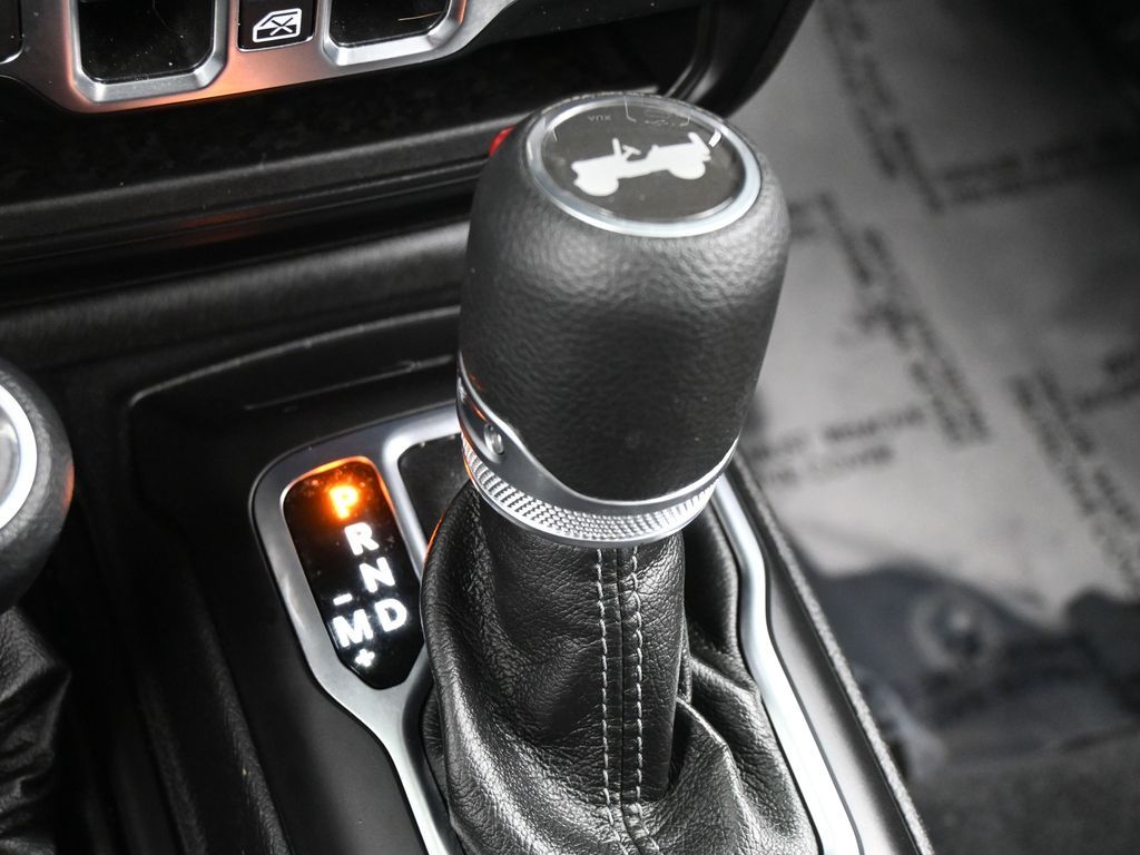 Used 2024 Bright White Clearcoat Jeep Sport S image 20