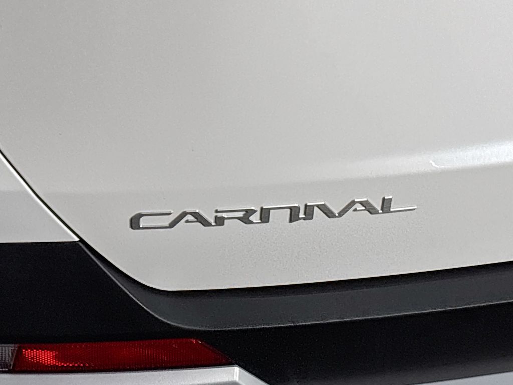2026 Kia Carnival Hybrid LXS