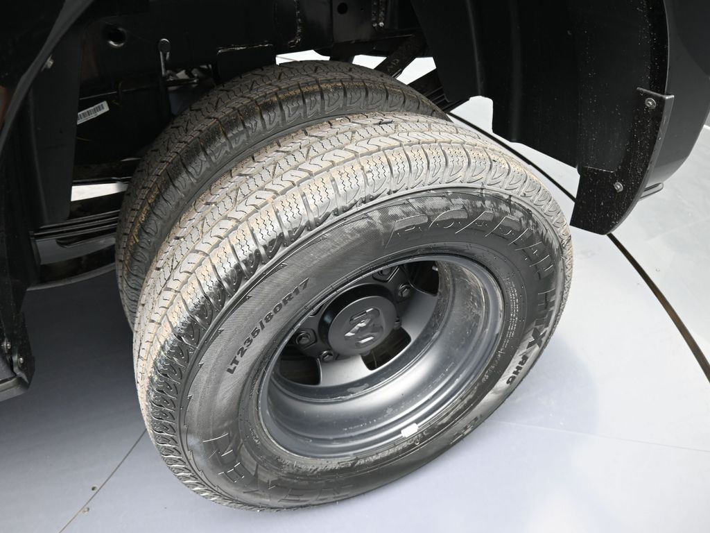 New 2026 Diamond Black Crystal Pearlcoat Ram Tradesman image 31