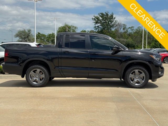 2025 Honda Ridgeline TrailSport Black at AutoSavvy Houston Southwest