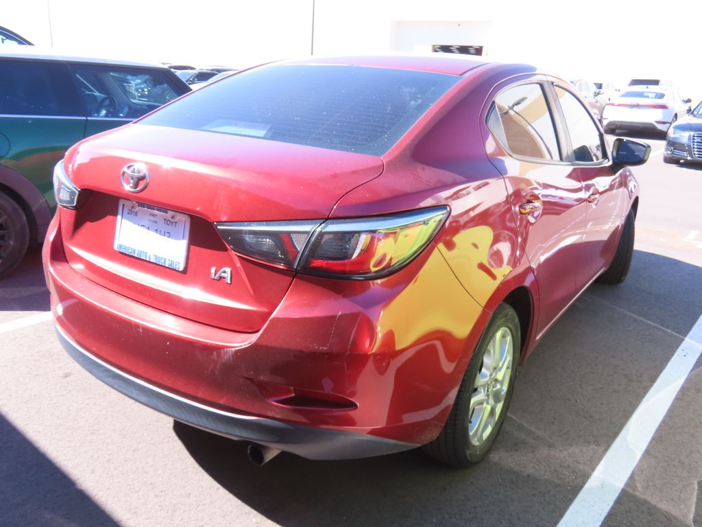 Thumbnail: 2018 Toyota Yaris - 4