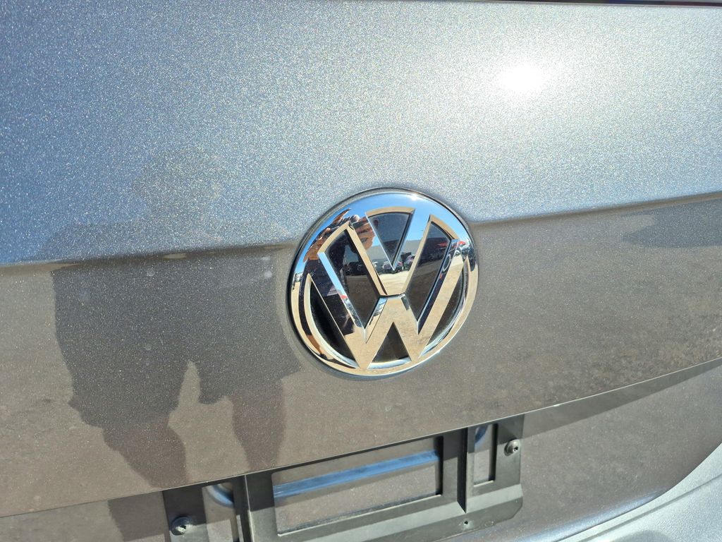 2021 Volkswagen Tiguan 2.0T S - 11