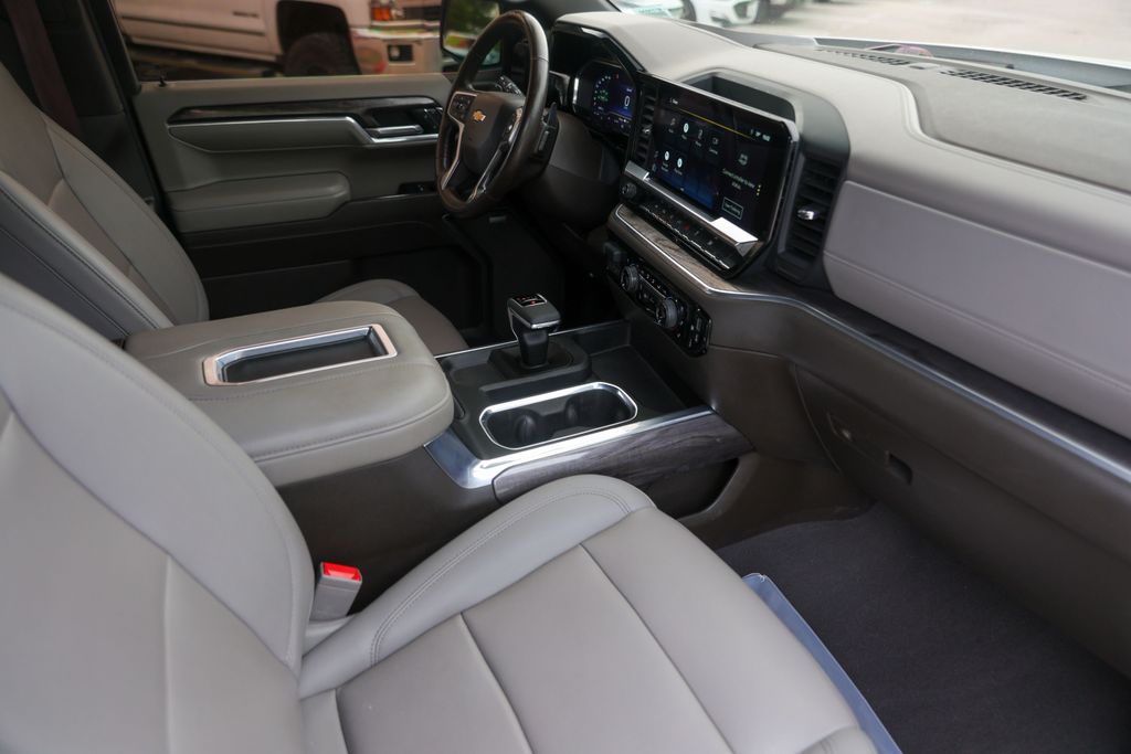 Used Car 2022 Chevrolet Silverado 1500  Ltz For Sale Under $40,000 In Austin, Texas