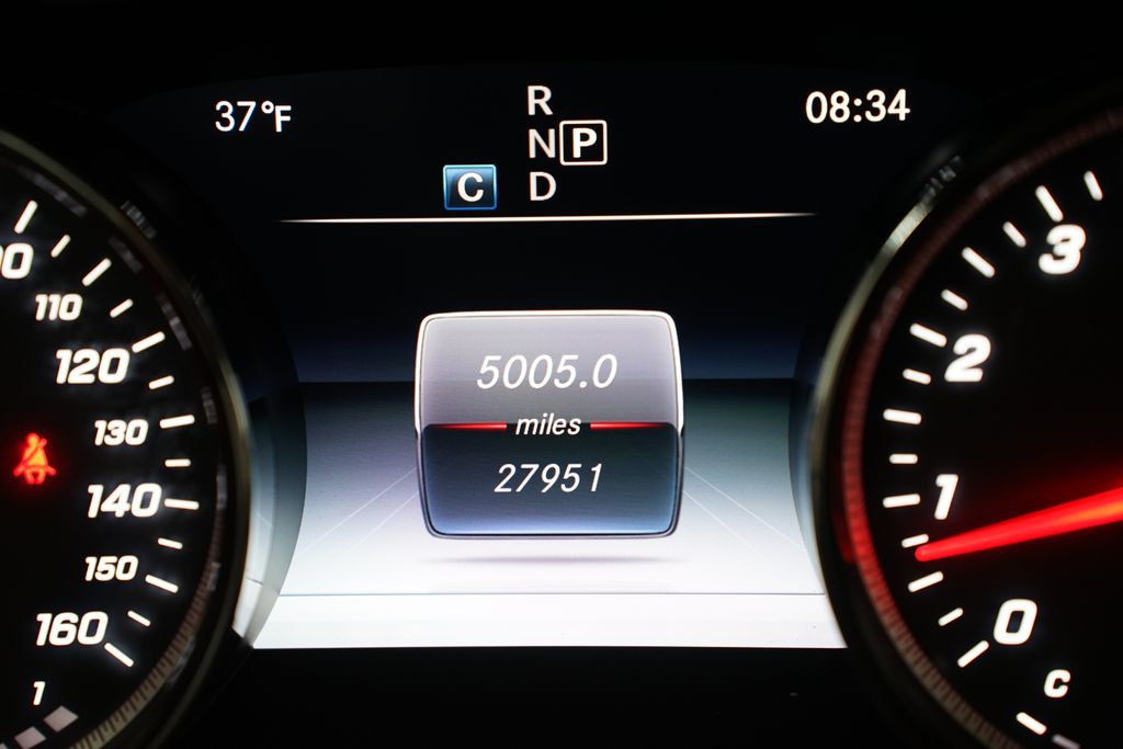 Thumbnail: 2019 Mercedes-Benz E-Class - 18