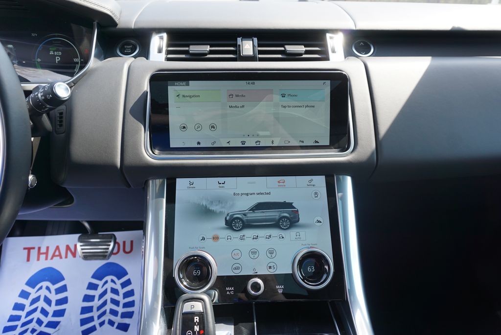 Thumbnail: 2020 Land Rover Range Rover Sport - 24