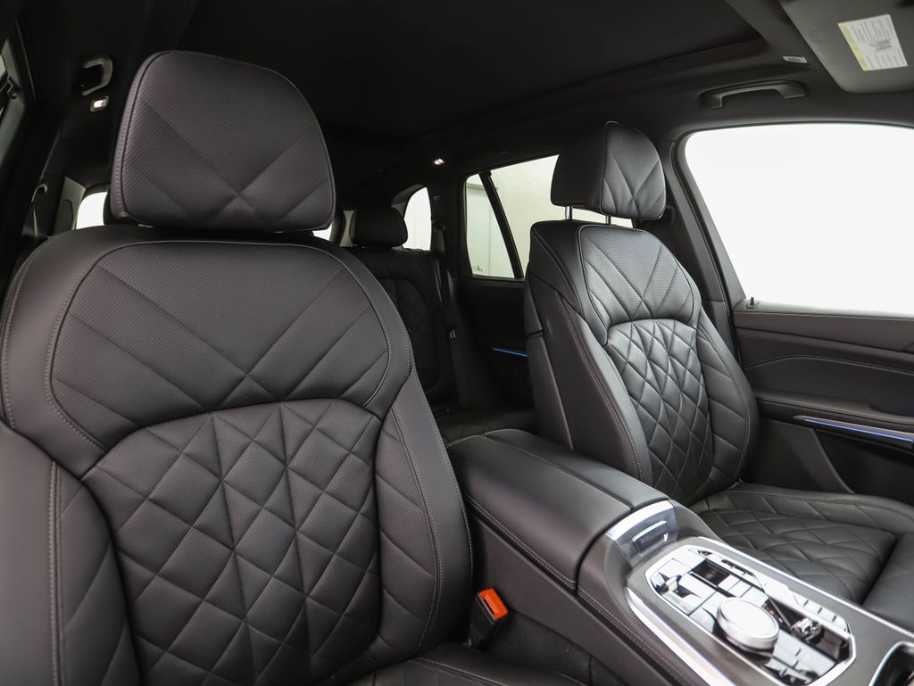 Thumbnail: 2024 BMW X5 - 32