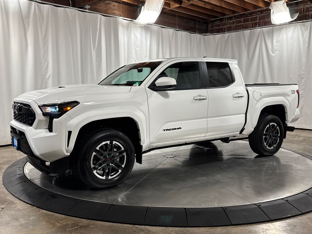 Ice Cap 2024 Toyota Tacoma TRD Sport Double Cab 4WD Pickup Truck Four-Wheel Drive 8-Speed Automatic