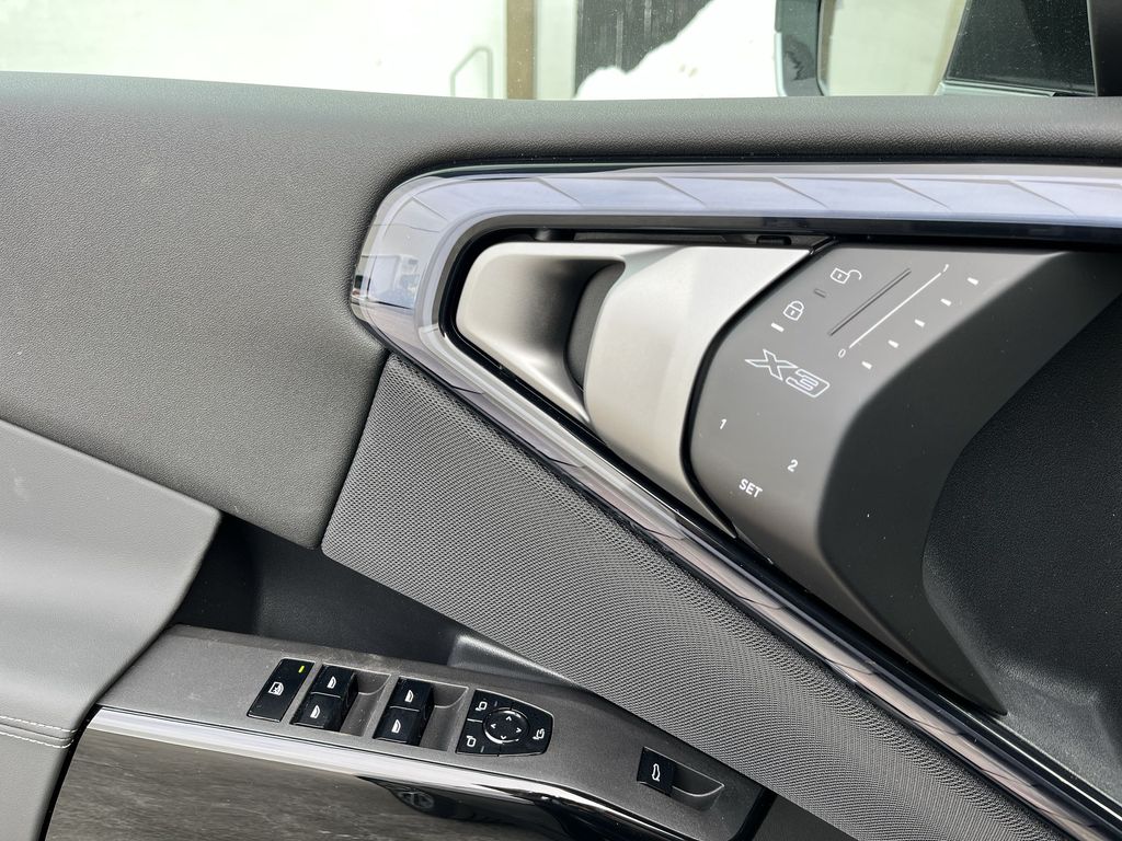 Thumbnail: 2026 BMW X3 - 13