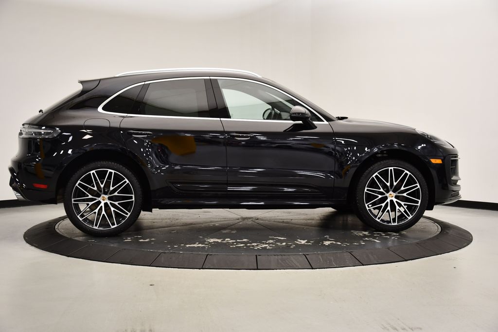 2024 Porsche Macan  6