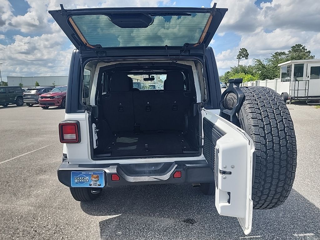 2023 White Jeep Wrangler Sahara 4X4 SUV