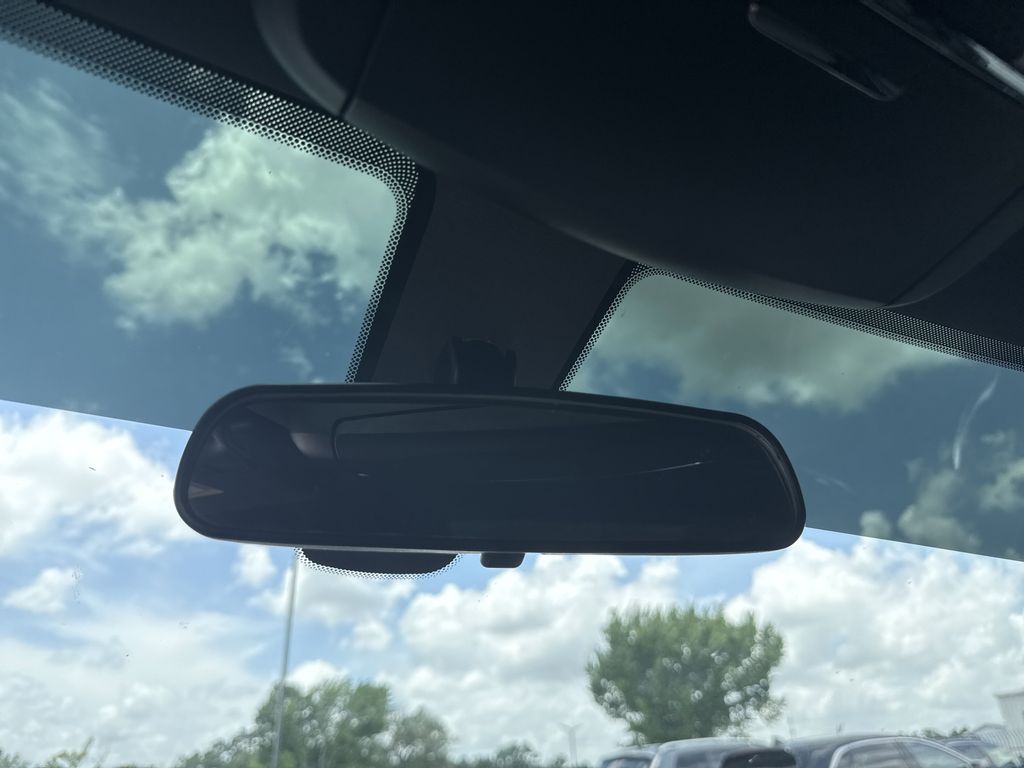 2022 Dodge Charger SXT White at Legacy Ford