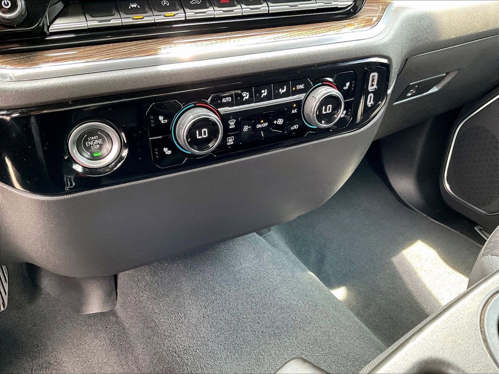 2023 Chevrolet Silverado 1500 — photo 25