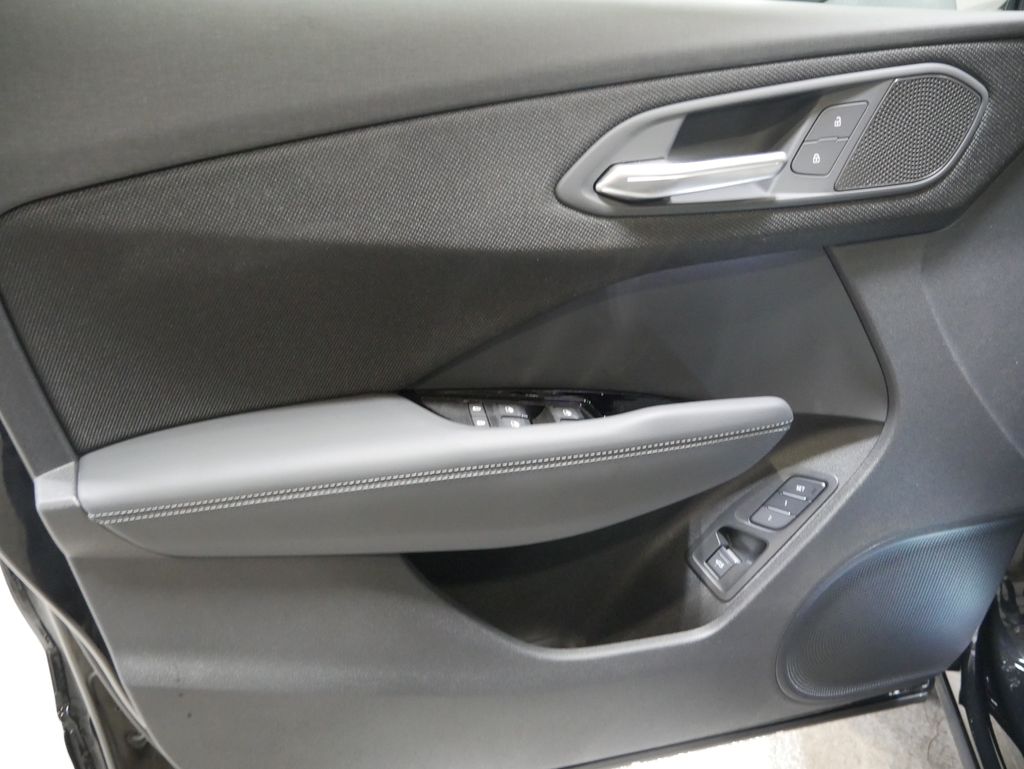 Thumbnail: 2026 Audi Q3 - 16