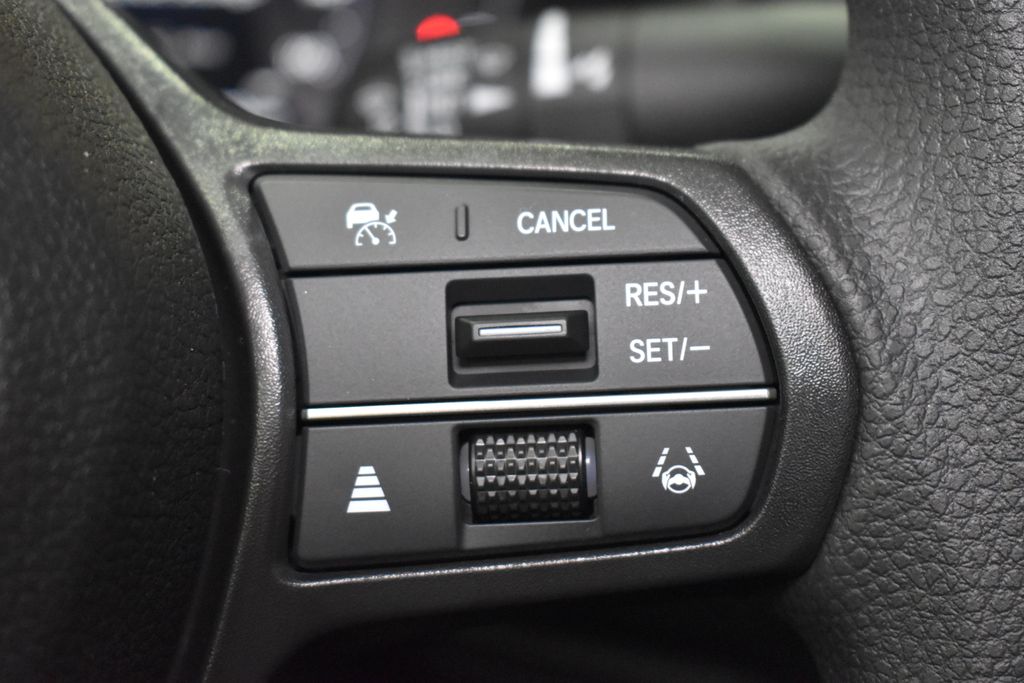 2025 Honda Accord LX 16