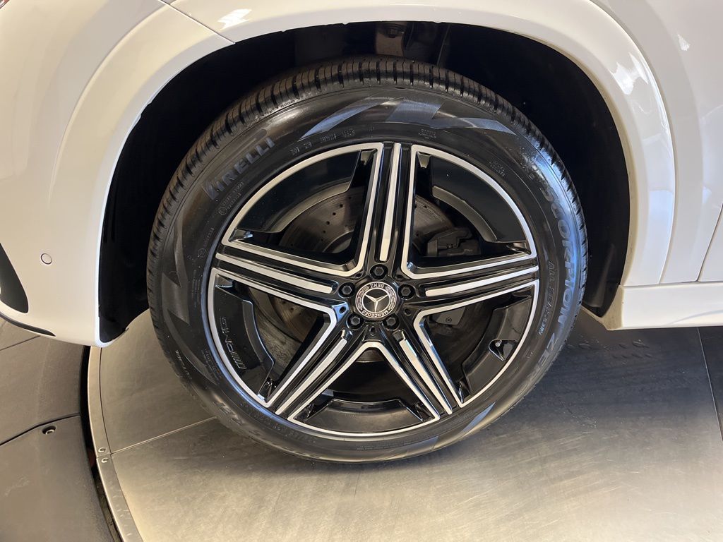 Thumbnail: 2024 Mercedes-Benz GLE - 10