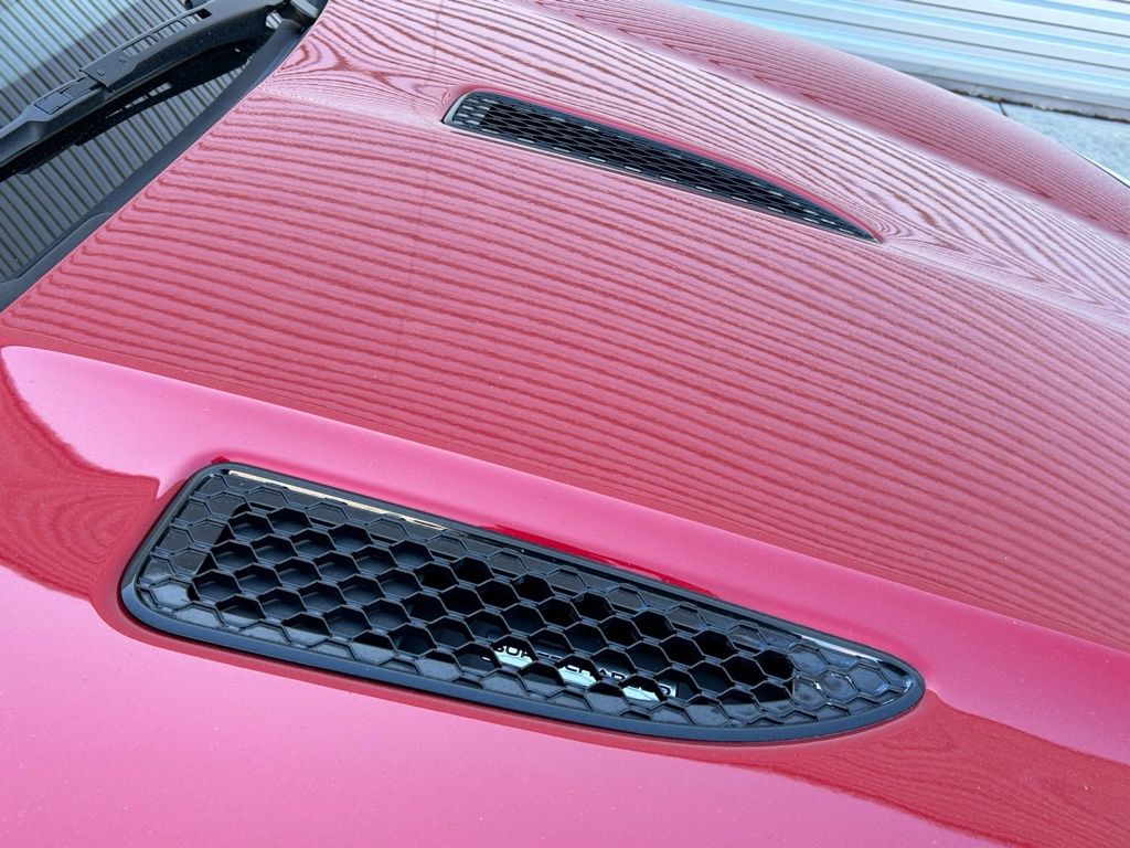 Used 2014  Jaguar S image 47