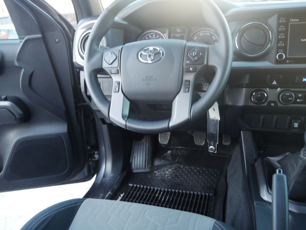 Thumbnail: 2021 Toyota Tacoma - 32