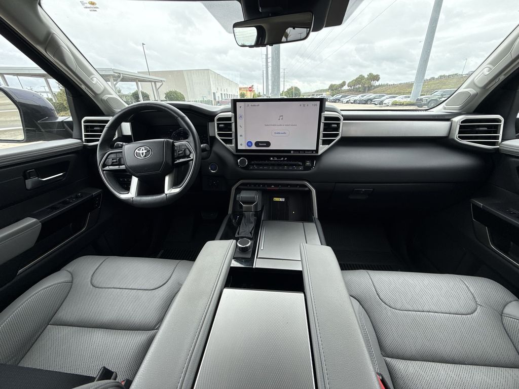 Thumbnail: 2023 Toyota Sequoia - 19